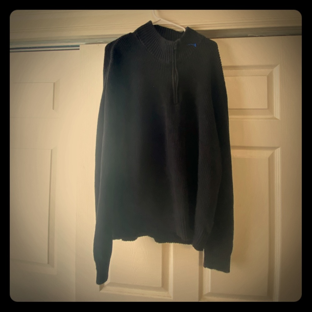 - Men’s XXL Calvin Klein knitted top .. not a cardigan